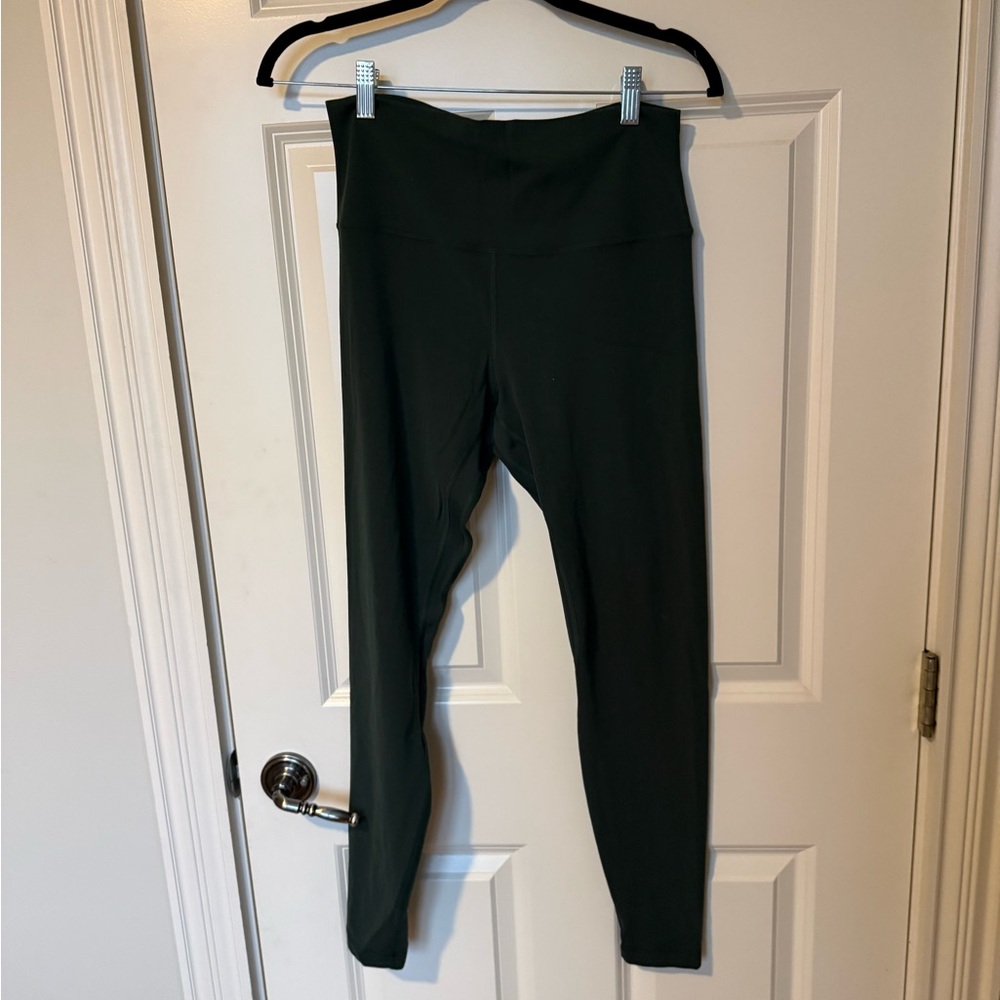 Lululemon Align High Rise Legging Pant 28” in size 10 - Picture 3 of 11